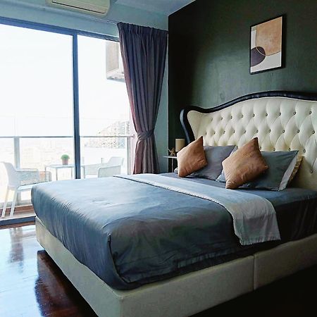 Silverscape Family Suite Melaka City Centre Екстер'єр фото