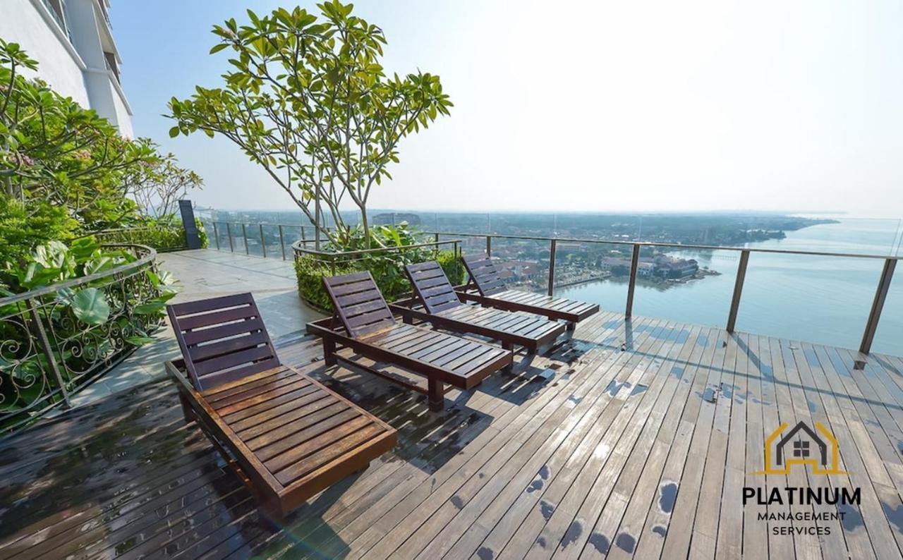 Silverscape Family Suite Melaka City Centre Екстер'єр фото