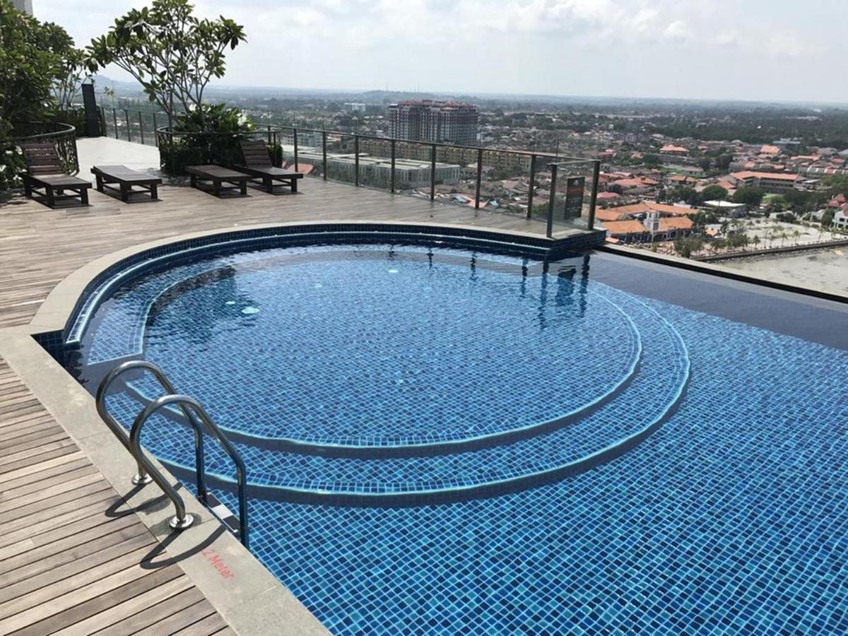 Silverscape Family Suite Melaka City Centre Екстер'єр фото