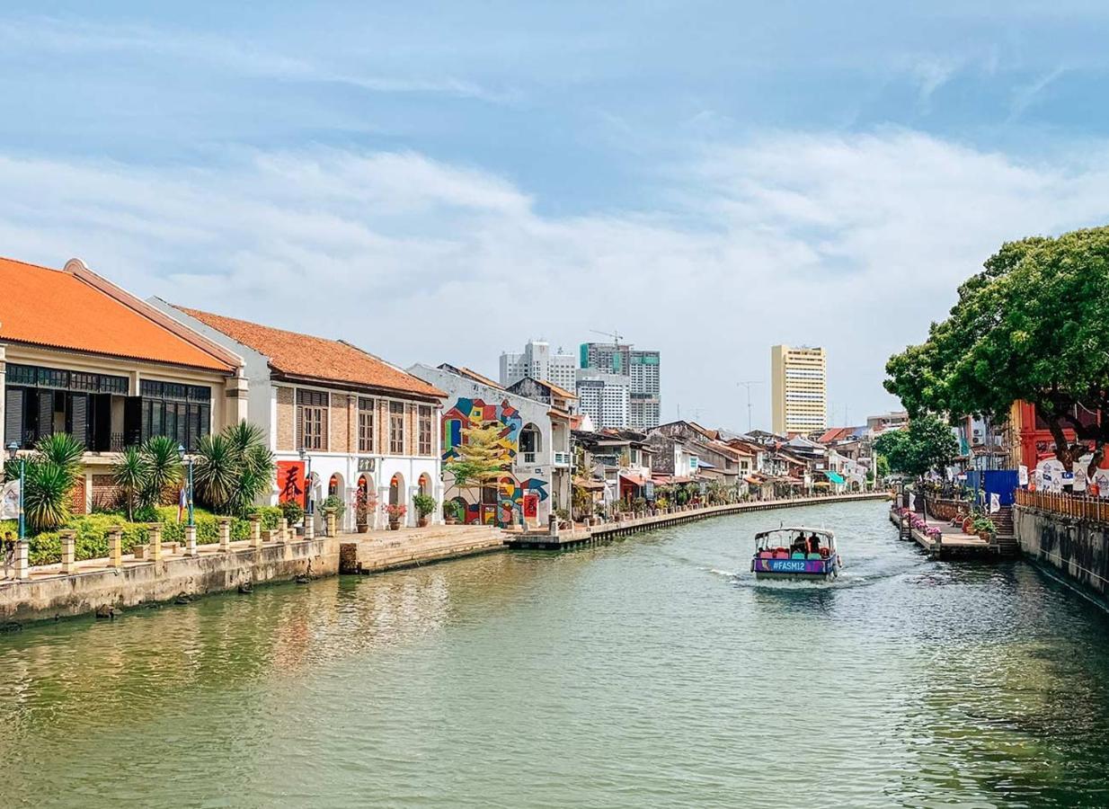Silverscape Family Suite Melaka City Centre Екстер'єр фото